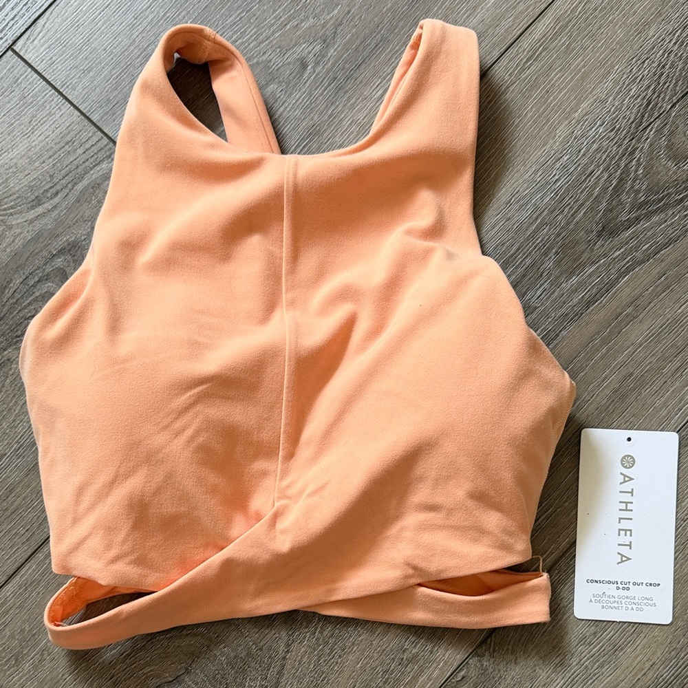 Athleta Conscious Cut Out Crop D-DD